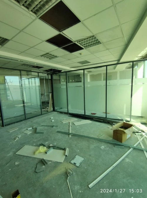 Menuiserie aluminium et PVC déplacement sur chantier 