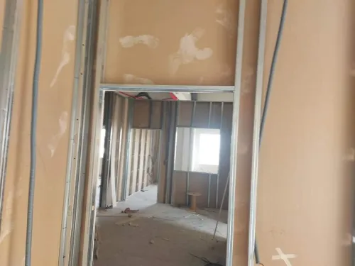 Habillage placoplâtre Mur et plafond avec isolation thermique et phonique
