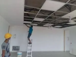 Fourniture et pose faux-plafond démontable 60*60