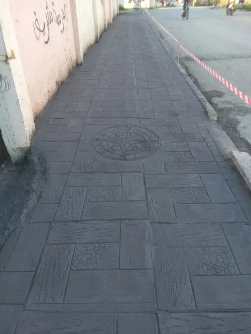 Béton imprimé et résine époxy