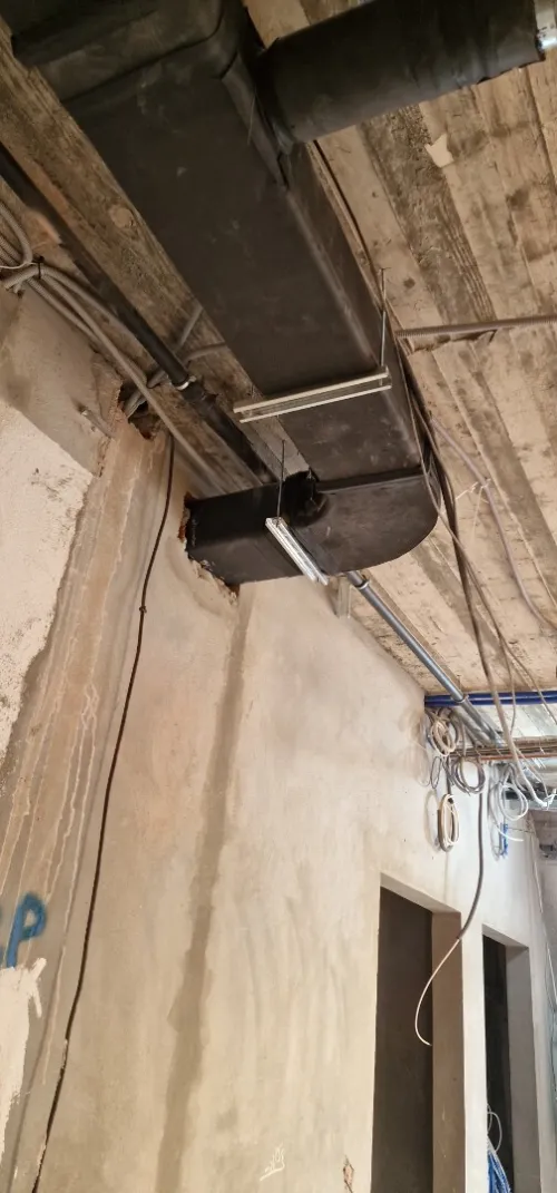 Faux plafond démontable