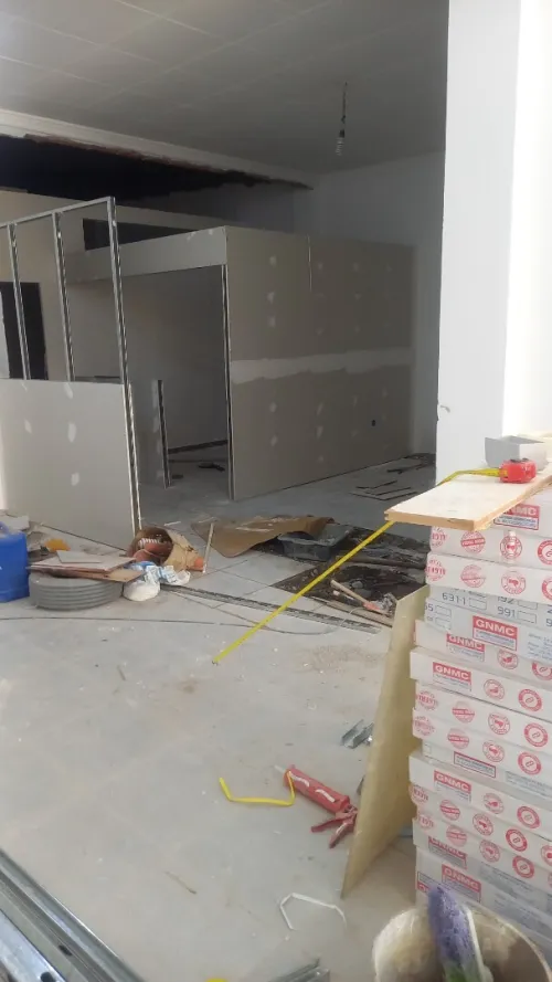 Habillage placoplâtre Mur et plafond avec isolation thermique et phonique
