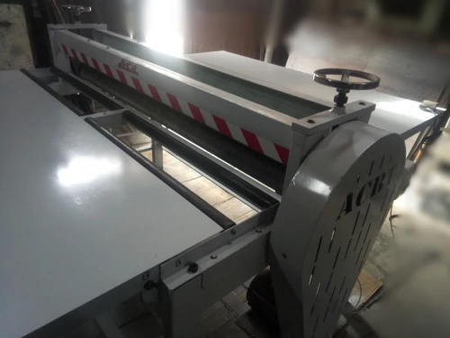 Machine ONIX Découpe de Carton Industriel