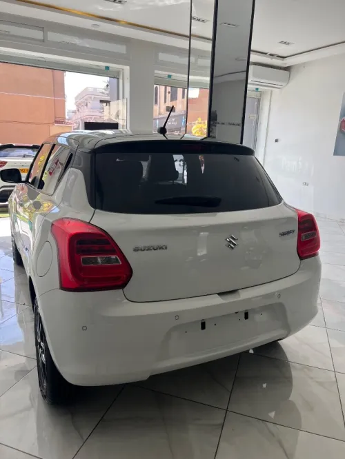 Suzuki Swift 2025 Monte carlo