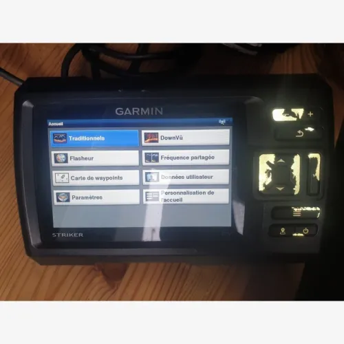 GPS Sondeur Garmin Striker pour Peche Carte Algerie