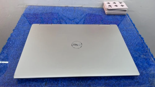 Dell XPS 13 9310 (2-in-1) Tactile x360 - Écran 4K / État 9/10 (Sans Accessoires)