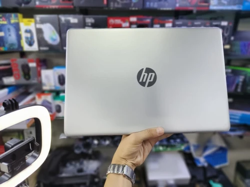 HP 15s