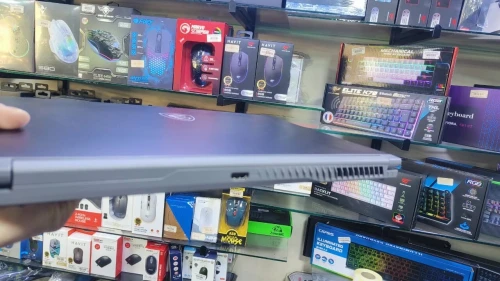 MSI 15 B13