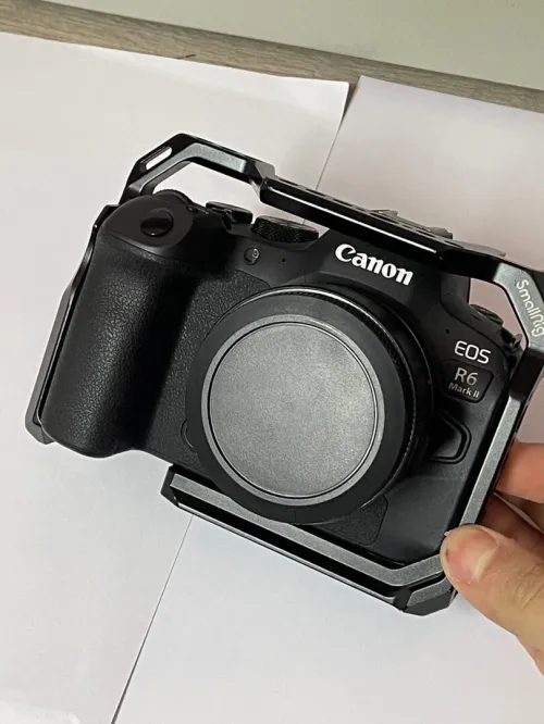 Canon R6 mark ii + cage