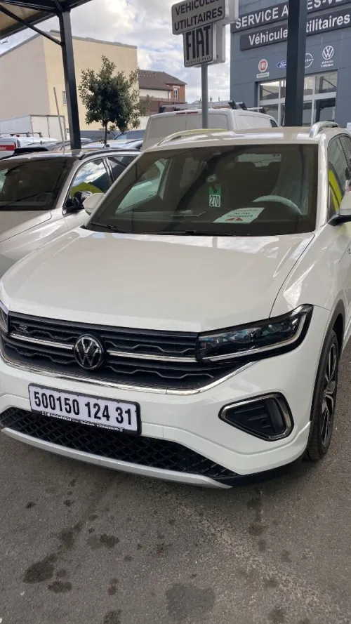 Volkswagen T-Cross 2024 R-line