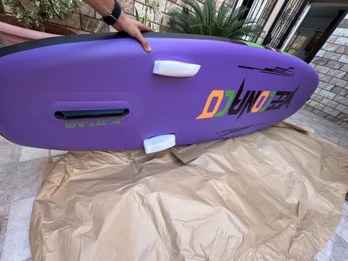 Paddle Board Gonflable  3m20  82cm  15cm 170Kg avec accesoirs jdid neuf