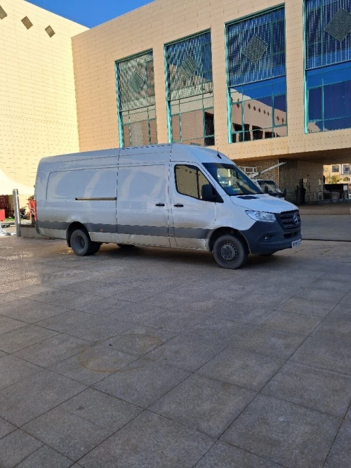 Transporteur marchandise professionnel