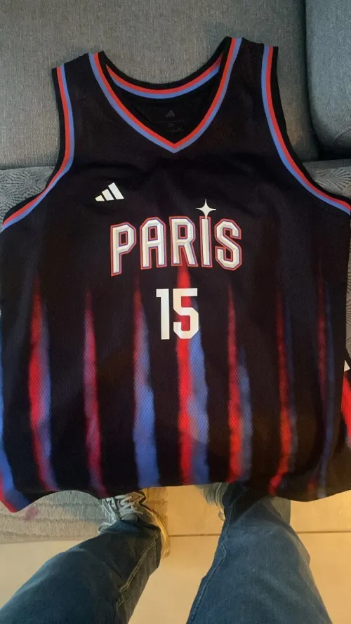 Vêtements de basket ball