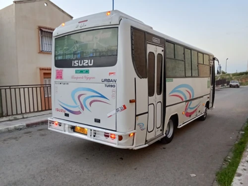 isuzu bus isuzu bus 