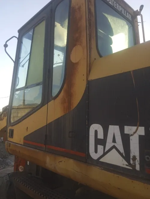 Pelle pneumatique m315 Caterpillar 