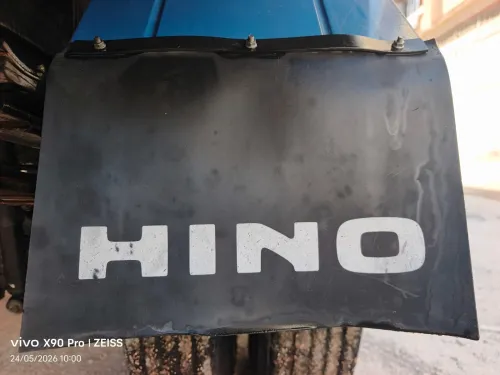 TOYOTA HiNO à benne 300 611 2014