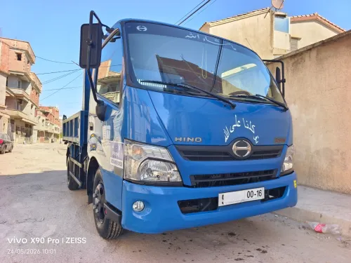 TOYOTA HiNO à benne 300 611 2014