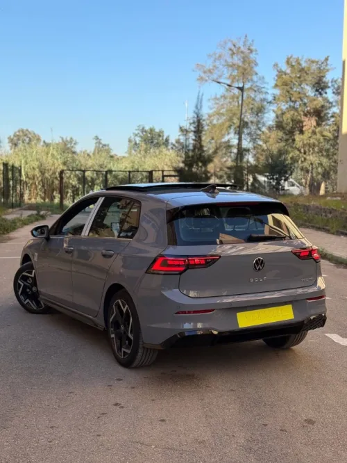 Volkswagen Golf 8 2025 R-Line
