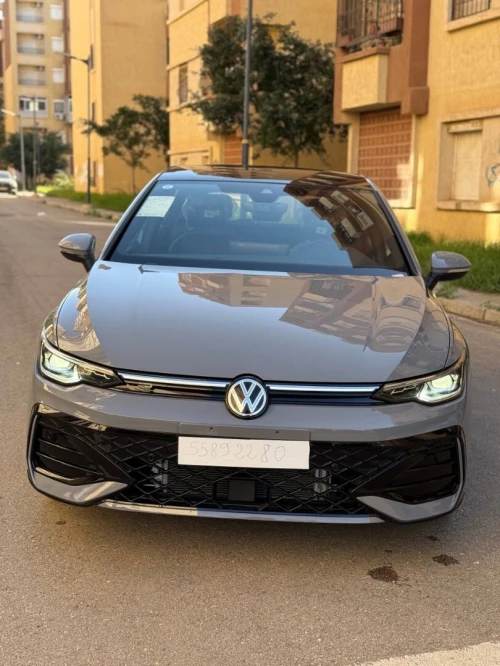 Volkswagen Golf 8 2025 R-Line