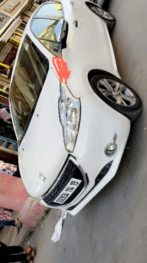 Peugeot 208 2014 Silver Line