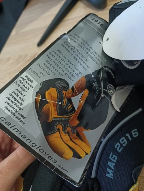 Gants Caiman originaux