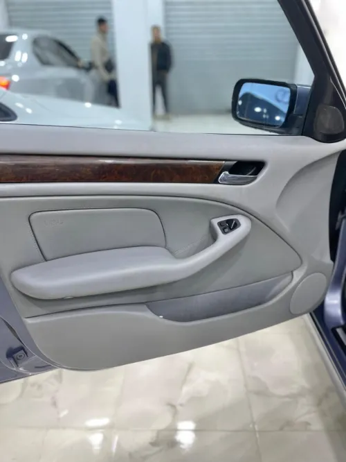 BMW Série 3 2002 E46