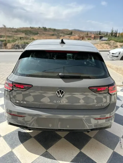 Volkswagen Golf 8 2025 R-Line