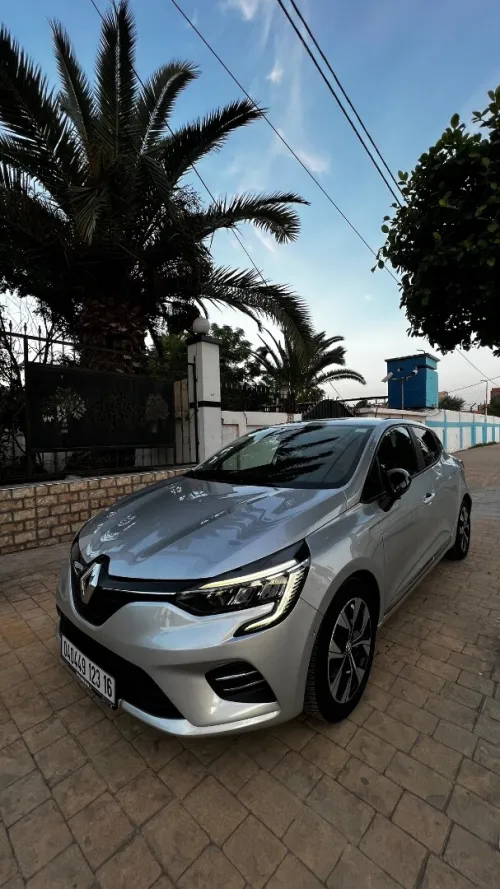 Renault Clio 5  2023 Evolution