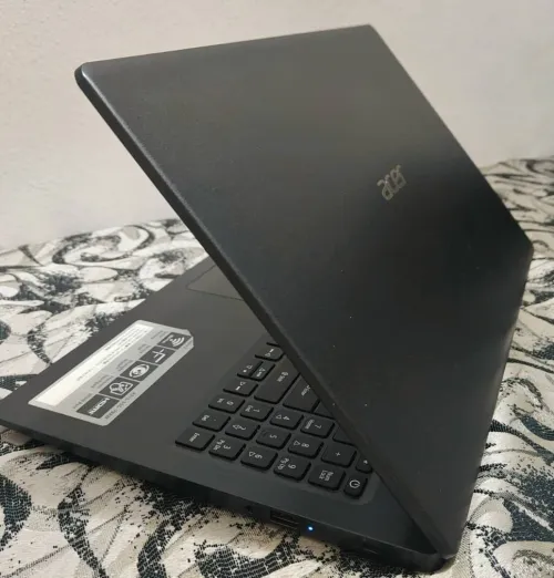 LAPTOP ACER I7 10Gen 