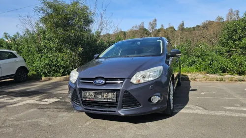 Ford Focus 5 portes 2012 Titanium
