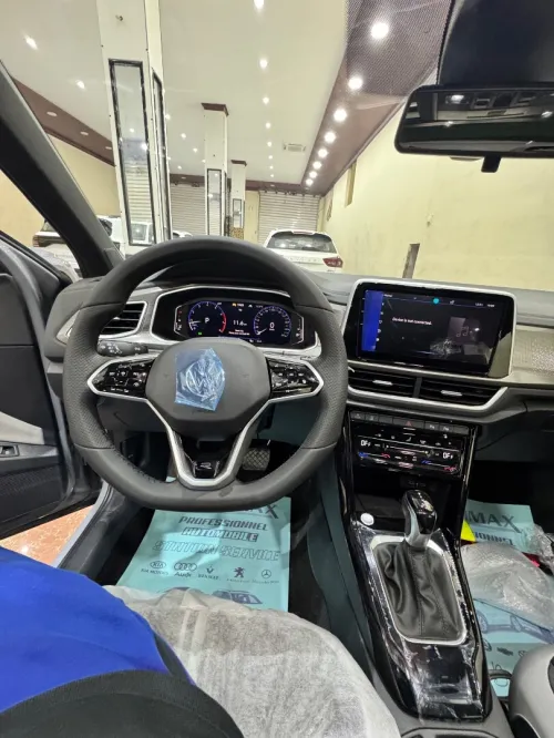 Volkswagen T-Roc 2025 R-Line 