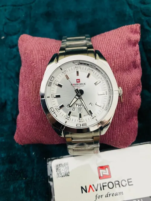 Montre NAVIFORCE Certifiée Original ( Blanche ou noire )
