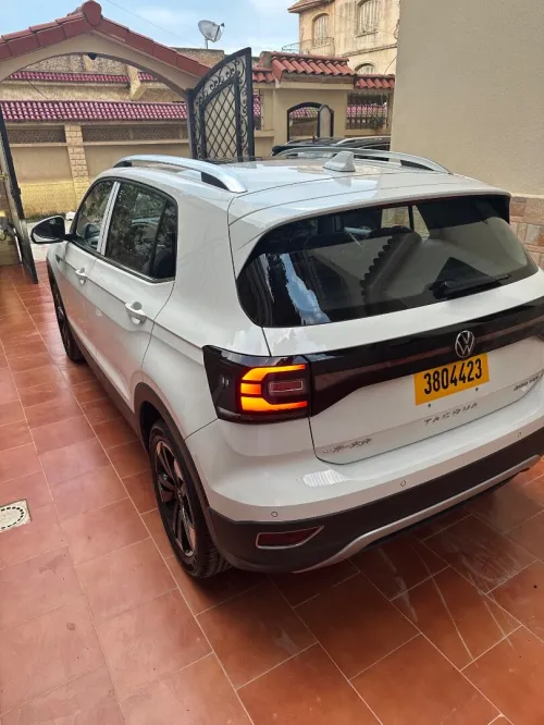 Volkswagen Tacqua 2025 R line