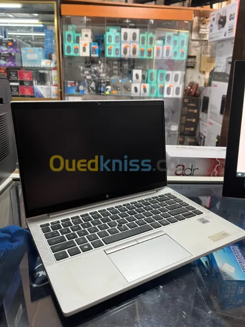 HP EB 840 G7