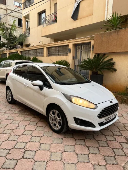 Ford Fiesta 2014 Trend Look