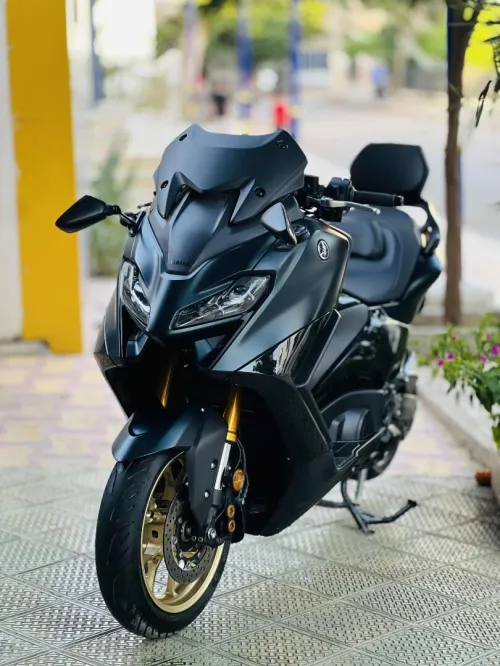 Yamaha T-max 562 2024