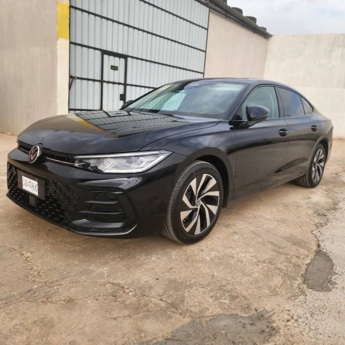 Volkswagen Passat 2025 Pro