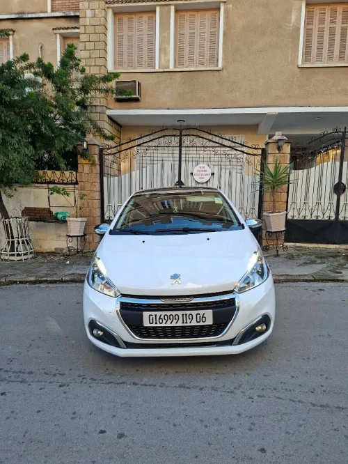 Peugeot 208 2019 Access Facelift