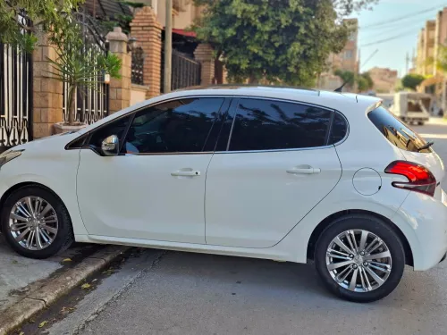 Peugeot 208 2019 Access Facelift