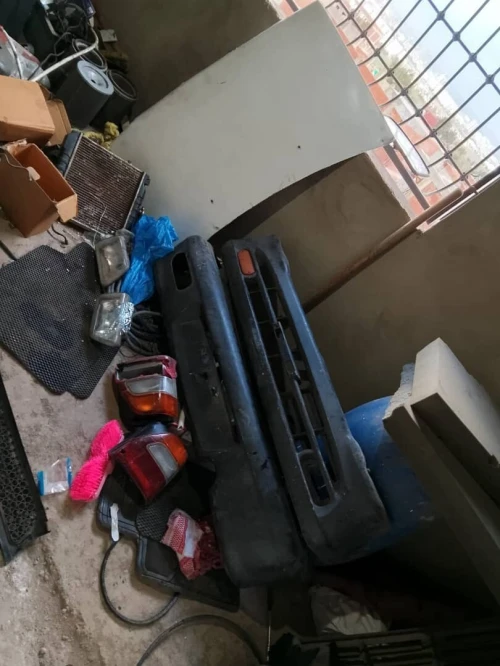 capot maruti