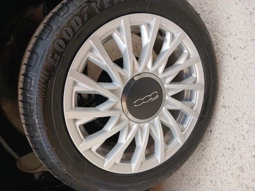 Fiat 500 2024 
