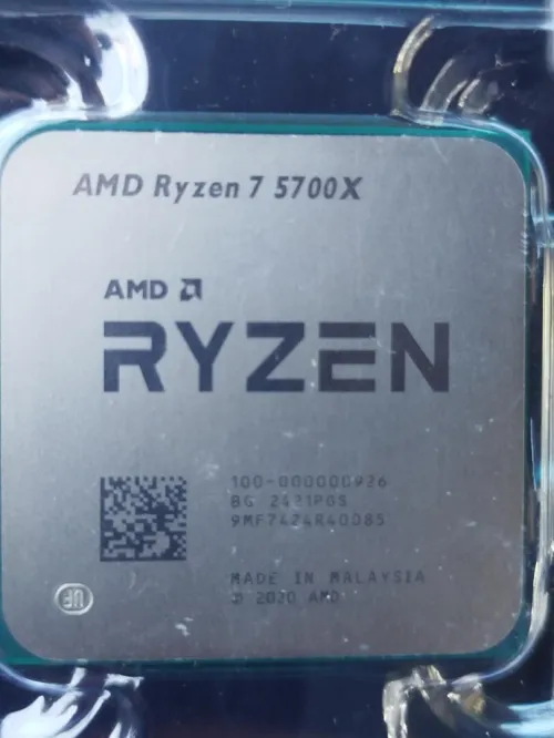 processeur AMD RYZEN 7 5700X 