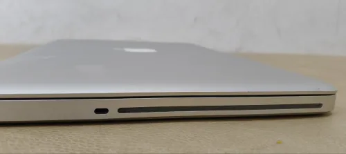 MACBOOK PRO 13"