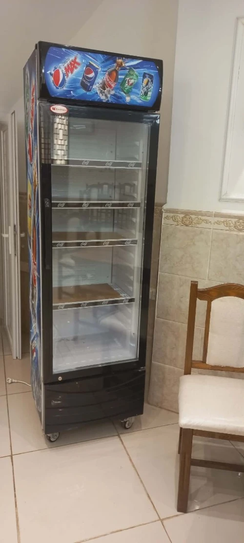 Frigo boissons presque neuf