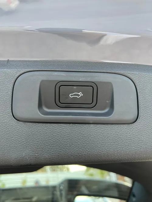 Geely Coolray 2025 
