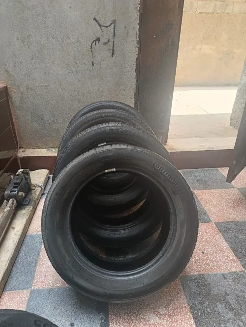 4 pneus Continental