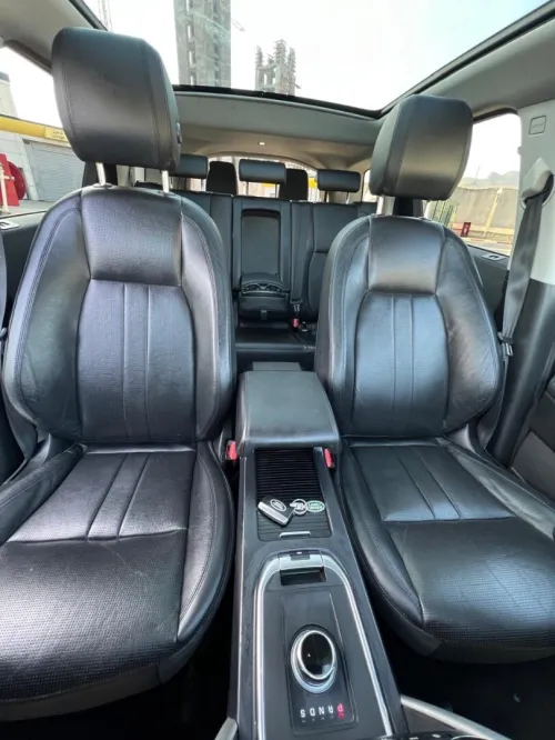 Land Rover Sport Discovery HSE 2019 07 places 4*4