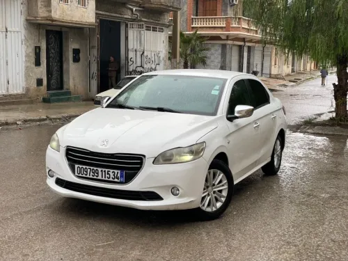 Peugeot 301 2015 Allure