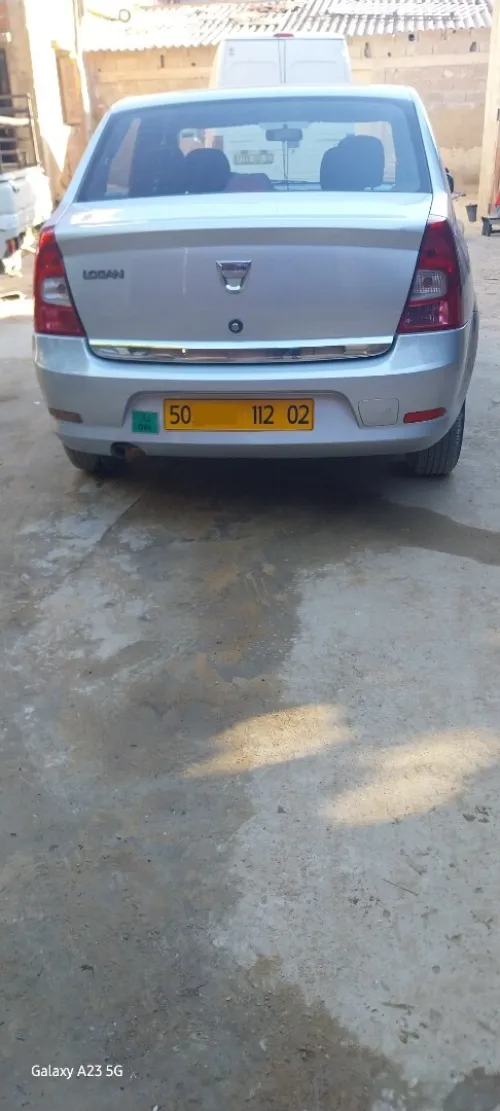 Dacia Logan 2012 Latot