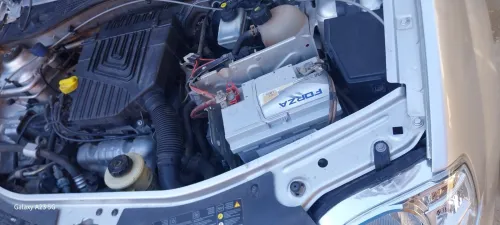 Dacia Logan 2012 Latot